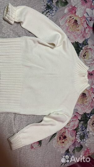 Свитер шерстяной veshalka