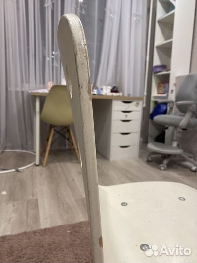 Стул IKEA на колесиках детский