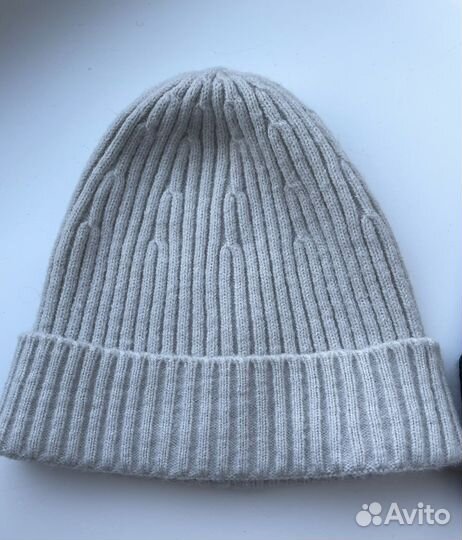 Шапки новые Zarina и Incity