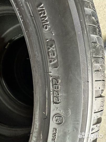 Bridgestone Blizzak LM-005 265/40 R20 104V