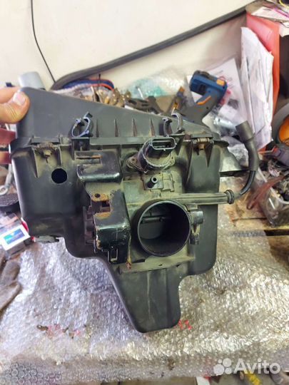 Корпус воздушного фильтра для Dodge Neon