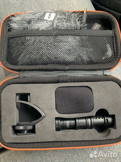 Накамерный микрофон Comica