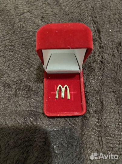 Значок Макдоналдс 5 лет