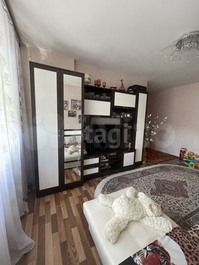 2-к. квартира, 43 м², 4/9 эт.