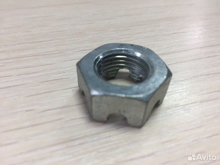 Гайка ступицы прицепа alko (мзса до 2011г) М16х1