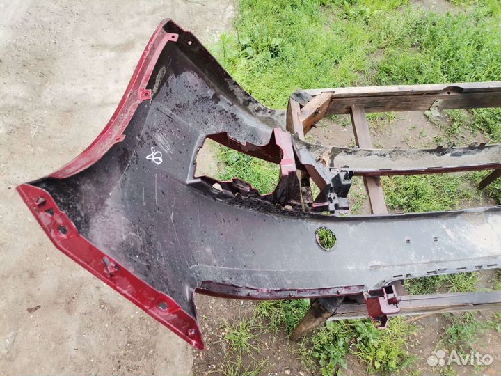 Бампер передний Skoda Rapid 1