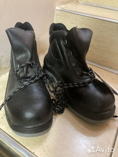 Ботинки специальные