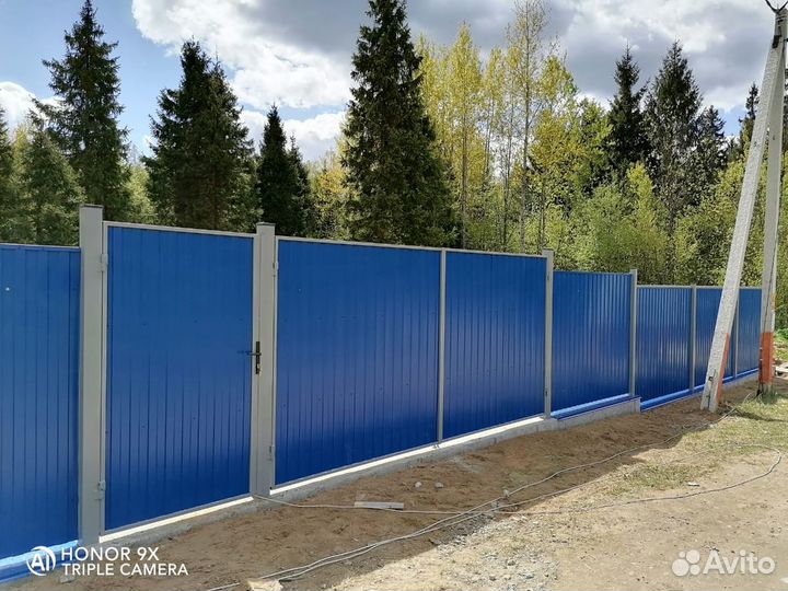 Монтаж забора из профнастила