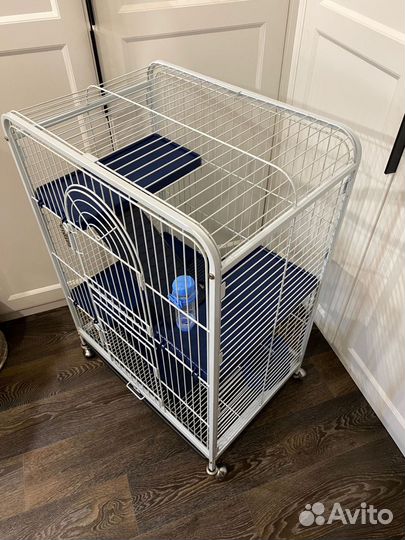 Клетка большая 92х64х44