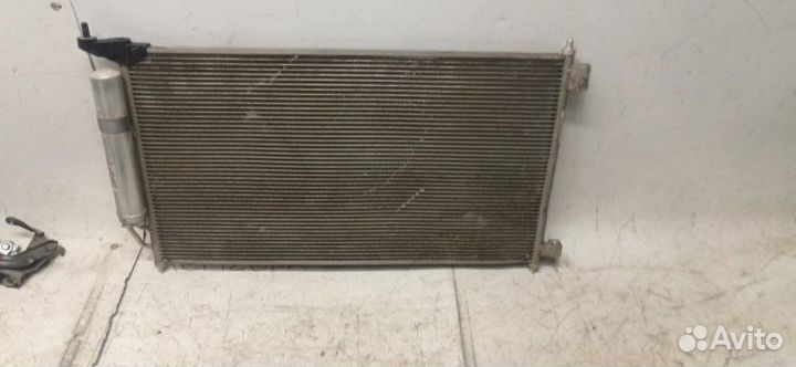 Радиатор кондиционера Nissan Note E-11 2006-2013