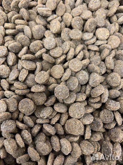 Корм для взрослых кошек с куриной печенью 1+