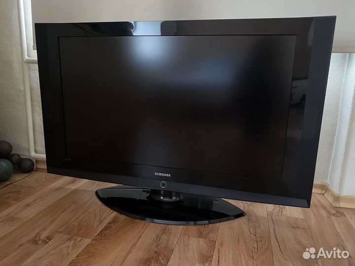 Телевизор samsung