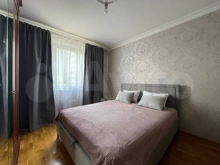 2-к. квартира, 60 м², 7/14 эт.