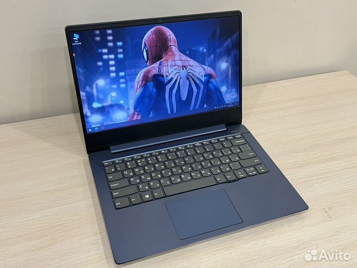 Ноутбук Lenovo i3-7020U/6gb/SSD/2gb видео