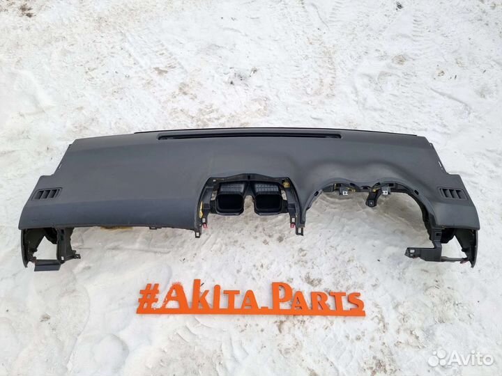 Передняя панель торпедо Toyota Axio Fielder