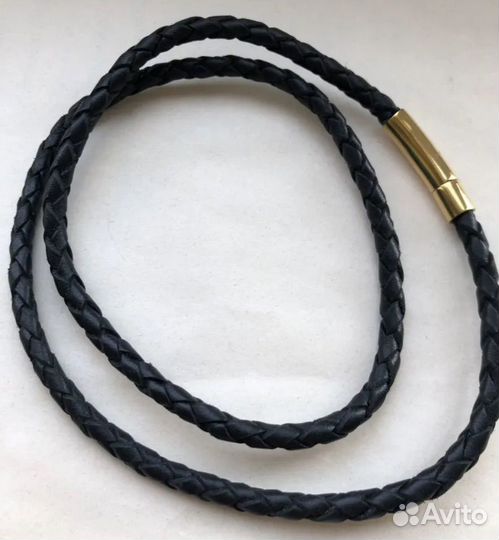 Крест и гайтан