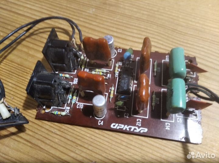 Усилитель - корректор арктур 006