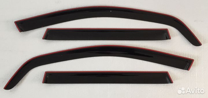 Дефлектор двери Nissan Terrano с 2014