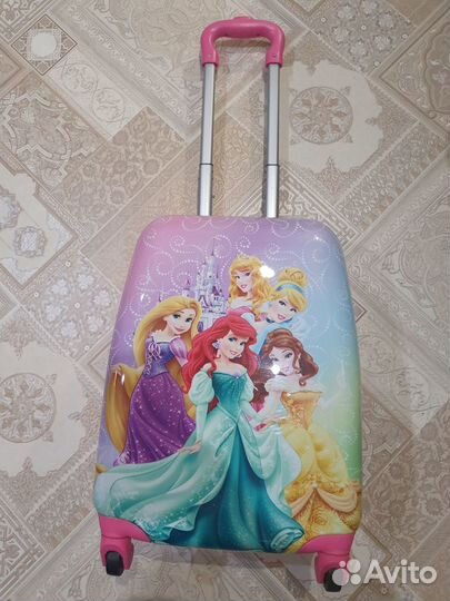 Детский чемодан для девочки
