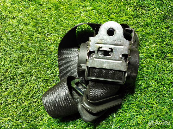 Ремень безопасности Opel