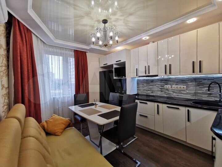 2-к. квартира, 70 м², 2/26 эт.