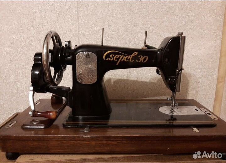 Швейная машина Csepel 30 антикварная