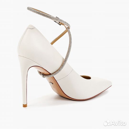 Туфли Vitacci 37, цвет молочный