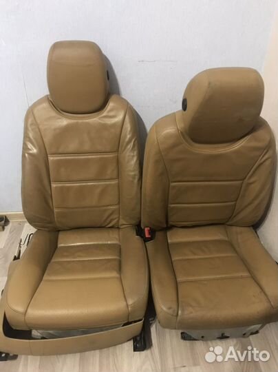 Передние кожаные сидения porsche cayenne