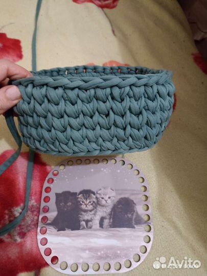 Корзина вязаная