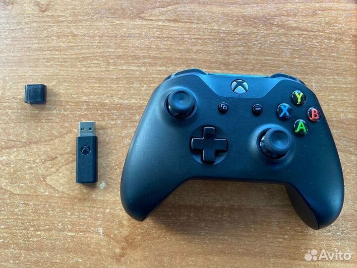 Джостик xbox one с беспроводным контроллером