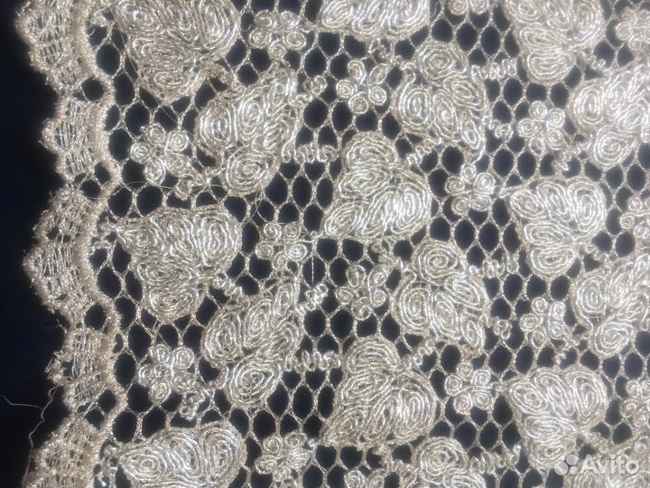Кружевное полотно с метализировпнной нитью