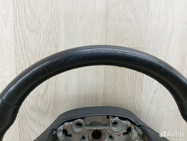 Рулевое колесо Hyundai Solaris 2