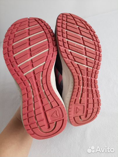 Кроссовкикроссовки для девочки 31 размер чёрный