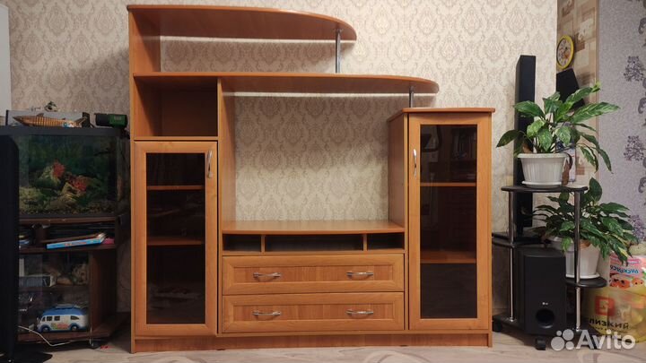 Горка, Тумба с нишей под телевизор