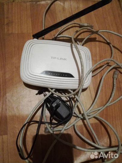Wi-Fi роутер TP-link TL-WR740N