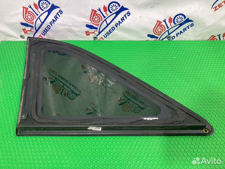 Боковое стекло правое Acura Mdx YD2 J37A1 2008