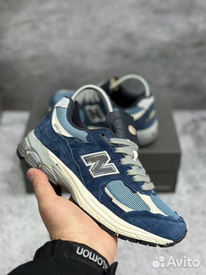 Кроссовки New Balance 2002R