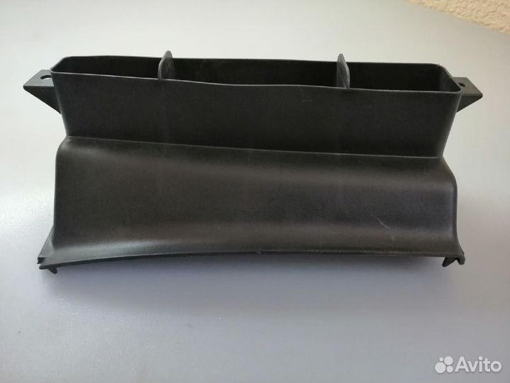 Воздухозаборник Skoda Octavia