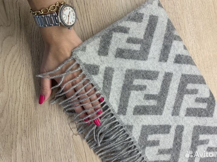 Кашемировый Шарф Fendi