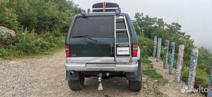 Isuzu Bighorn 3.1 AT, 1996, 180 000 км