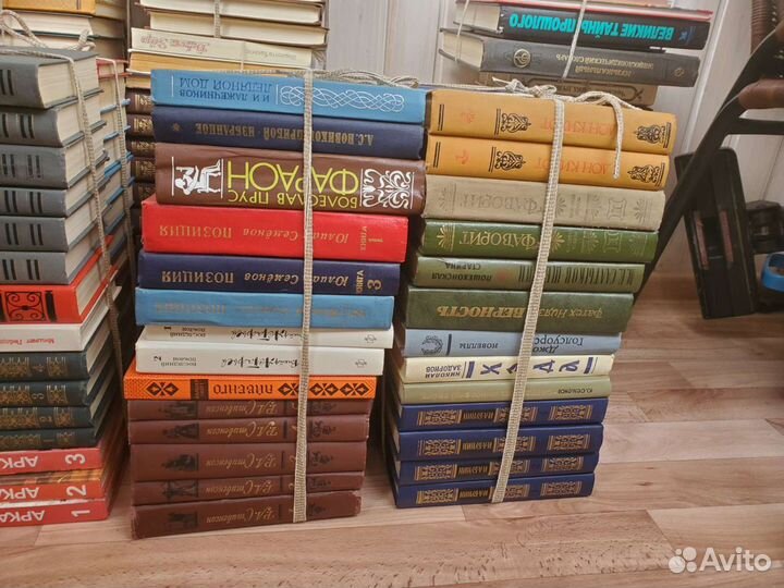 Книги и собрания сочинений