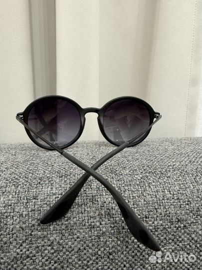 Солнцезащитные очки ray ban rb4222