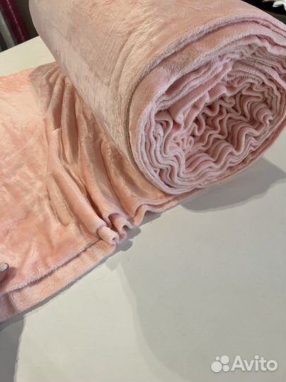 Велюровая ткань