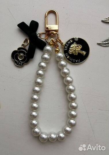 Брелоки (обвесы) на сумку