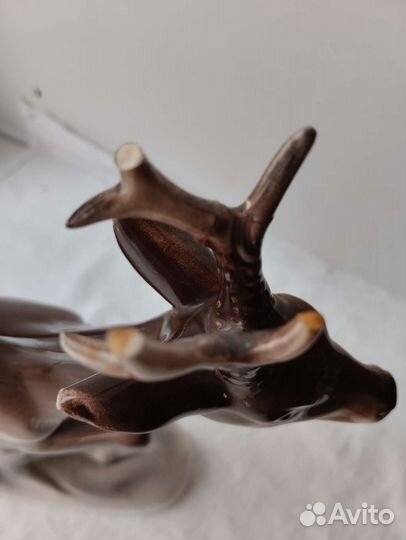 Олень фигурка