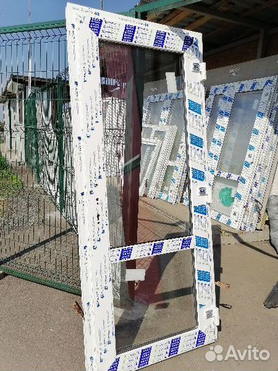 Пластиковые двери в наличии