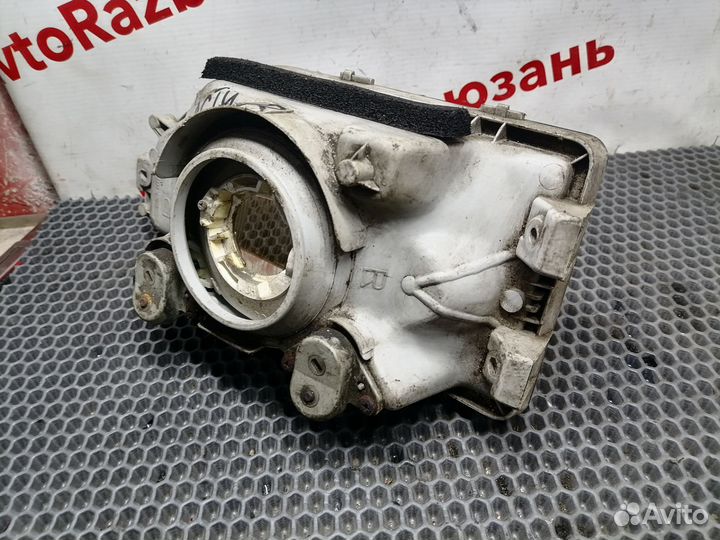 Фара правая Honda Acty II