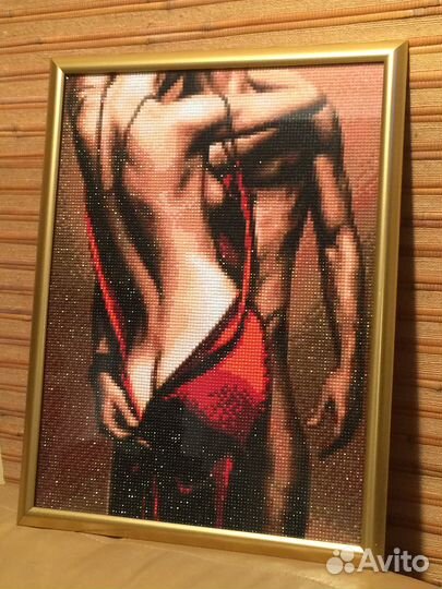 Интерьерная эротическая картина из алмазной мозаик