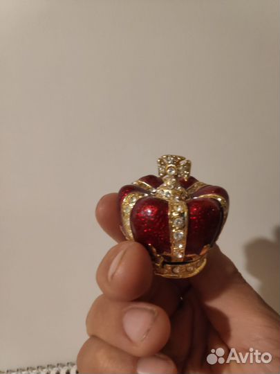 Сувениры статуэтки модели