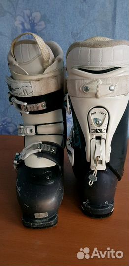 Горнолыжные ботинки